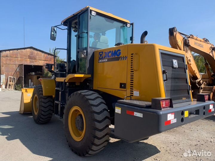 Фронтальный погрузчик XCMG LW300KN, 2023