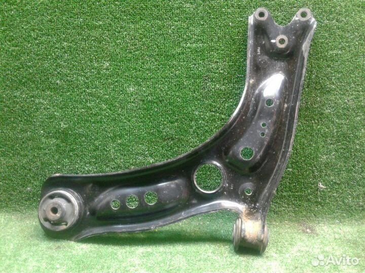 Рычаг передний правый Skoda Octavia A7 CWV 2014