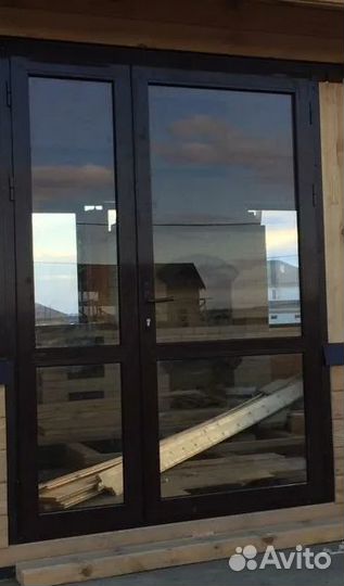 Дверь входная алюминиевая