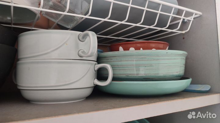 Посуда (тарелки, бокалы, рюмки, фужеры)