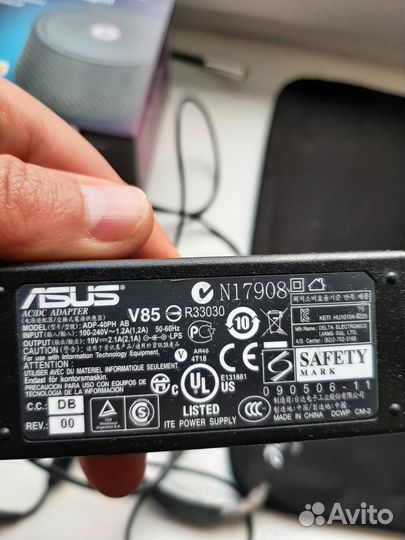 Нетбук Asus EEE PC 1201N с новой колонкой Алиса