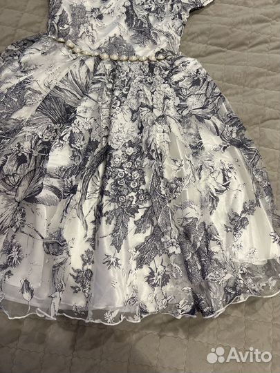 Платье на 8-9 лет