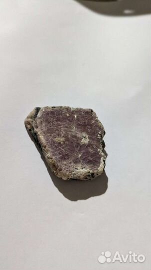 Корунд (рубин)