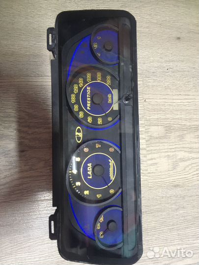 Панель приборов