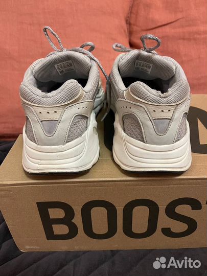 Adidas Yeezy Boost 700 v2 Cream оригинал