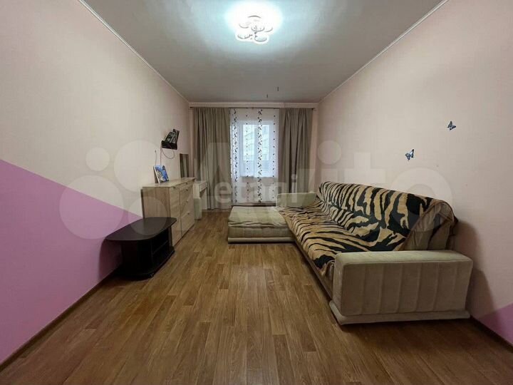 2-к. квартира, 67 м², 1/17 эт.