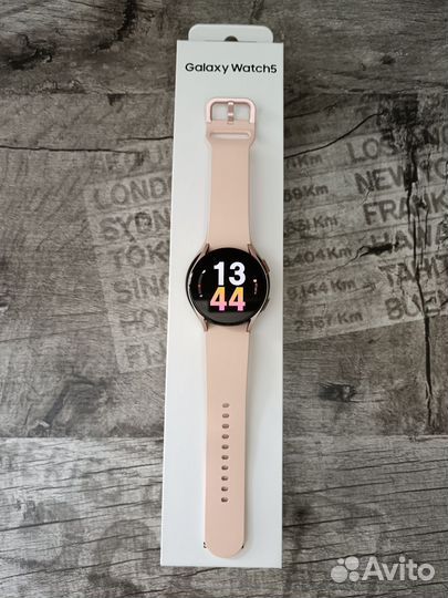 Смарт-часы Samsung Galaxy Watch 5, 40 мм Pink Gold
