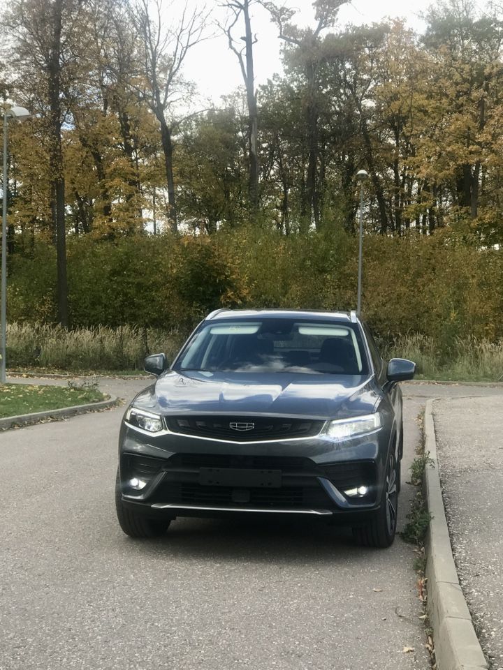 Geely Tugella: фото владельца