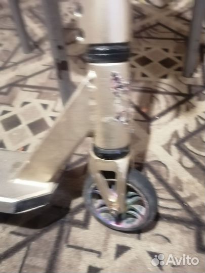 Продам самокат трюковой на запчасти