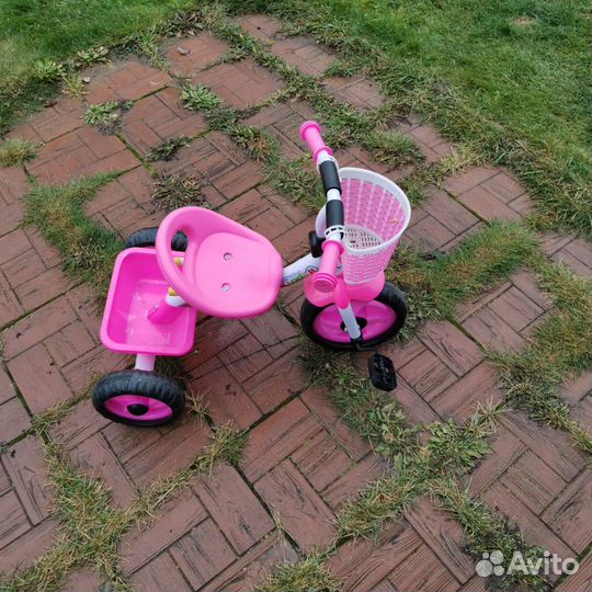 Детский трехколесный велосипед