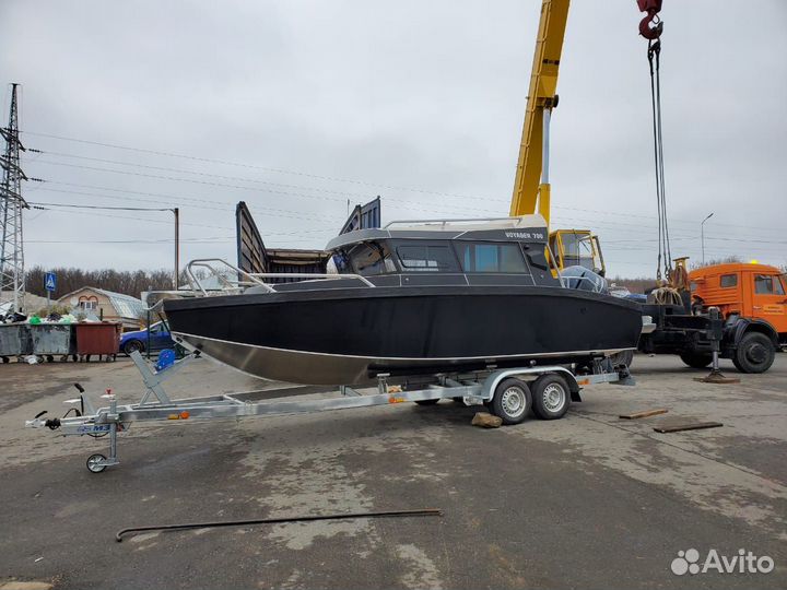Катер voyager 700 
