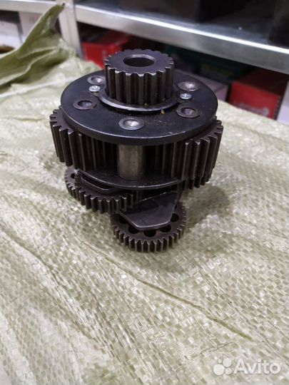 Редуктор планетарный (шестерни) лебедки 12000LBS