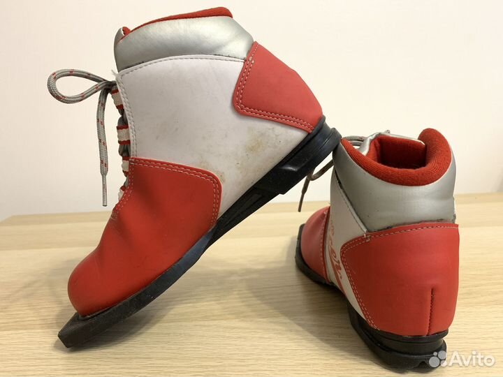Лыжные ботинки 36 размер