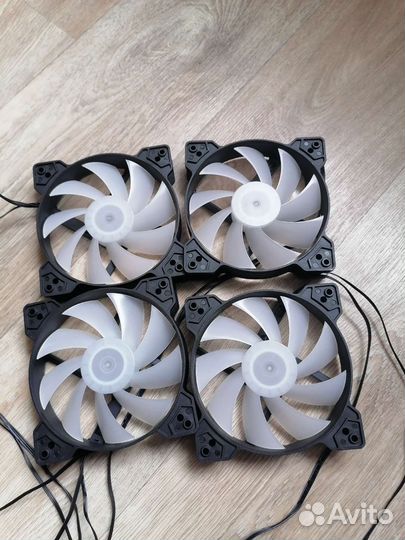 Вентиляторы корпуса 120 мм Cougar CR120