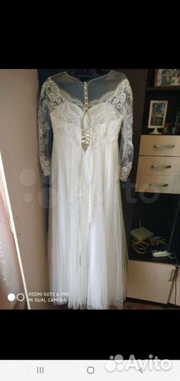 Свадебное платье