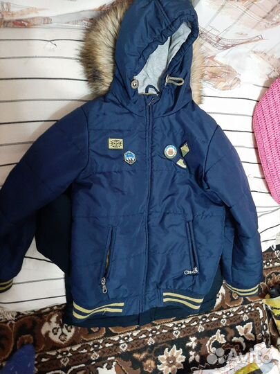 2 зимние 1 осенняя куртки