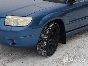 Dunlop SP Winter Ice 02 215/60 R16