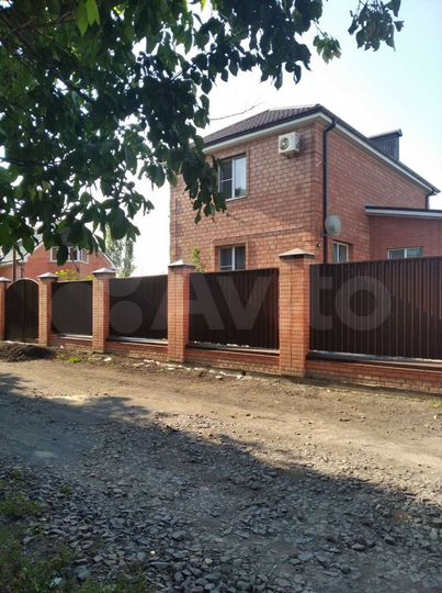 Дом 193 м² на участке 5 сот.