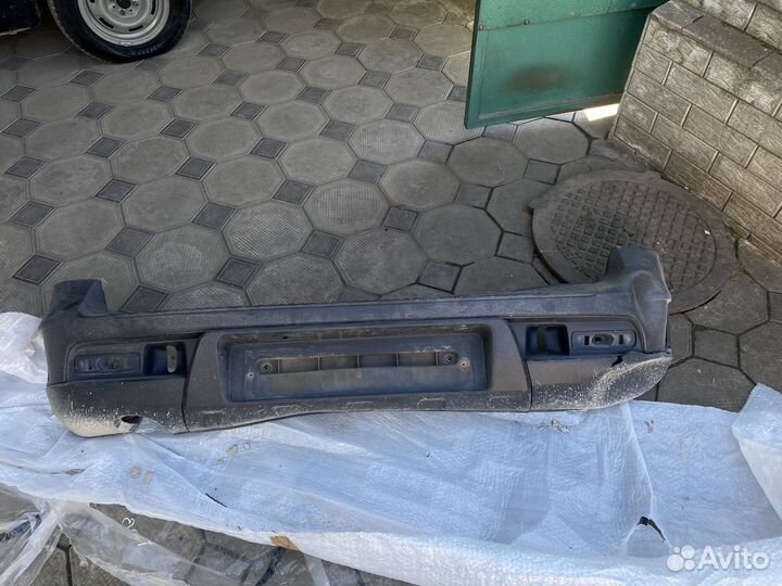 Бампер chevrolet niva