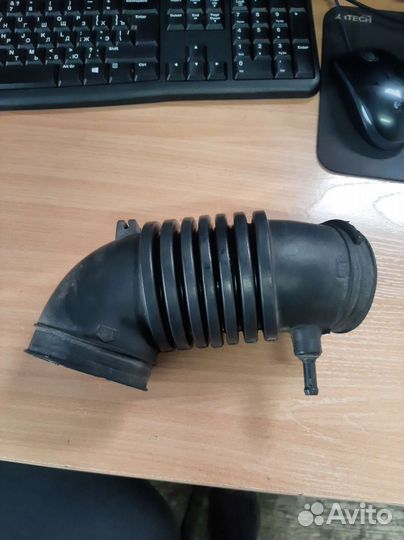 Гофра воздушного фильтра Mitsubishi Galant 7