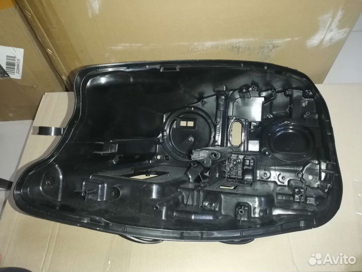 Корпус фар на авто:BMW, Mercedes-Benz.Toyota,Ford