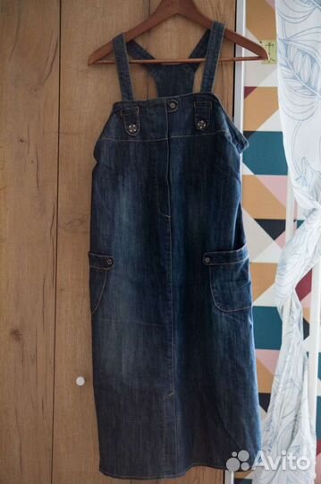 Вещи для беременных куртка, сарафан 42