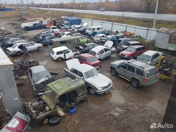 Заднее стекло ваз 2104