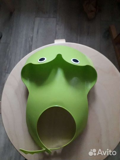 Нагрудник (Икея) для кормления