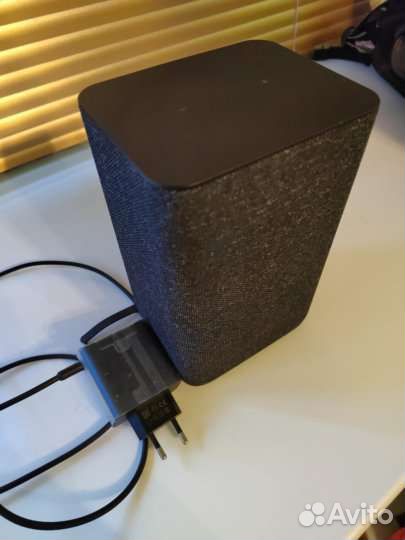 Умная колонка Яндекс станция с Алисой