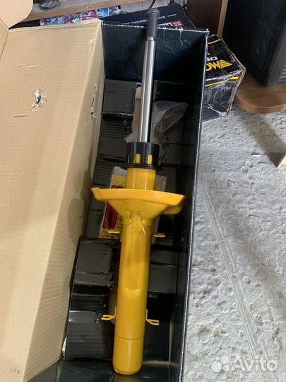 Амортизатор Koni