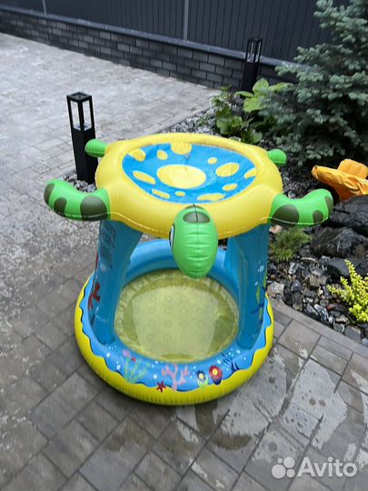 Игровой центр бассейн и круг