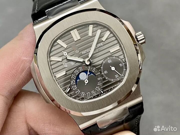 Patek philippe nautilus