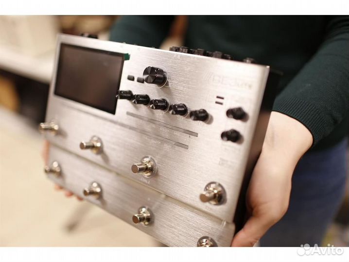 Mooer GE300 Lite - гитарный процессор эффектов