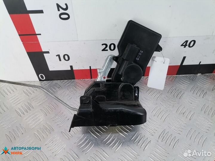 Замок двери передней правой Mazda 6 GG 2005