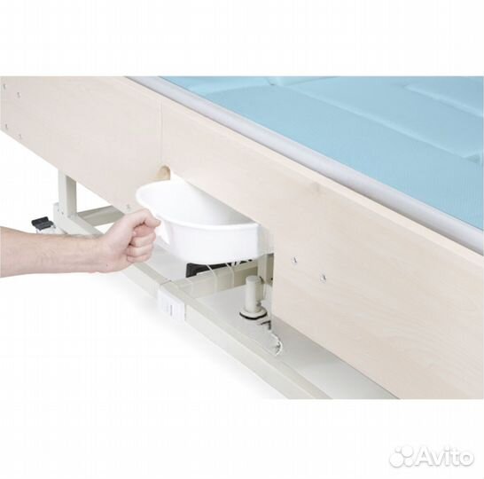 Медицинская кровать функциональная