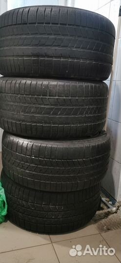 Pirelli P Zero Corsa 275/40 R20 и 315/35 R20