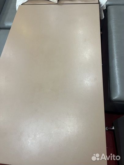 Кухонный стол