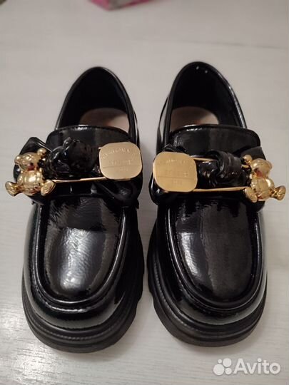 Туфли-лоферы на девочку