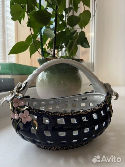 Ваза конфетница фарфоровая