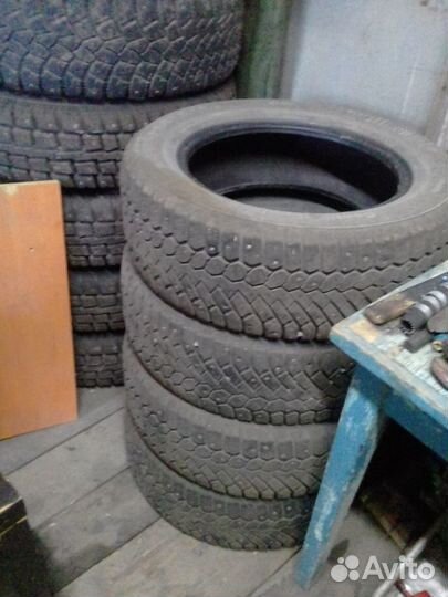 Continental ContiIceContact 215/60 R16 99T