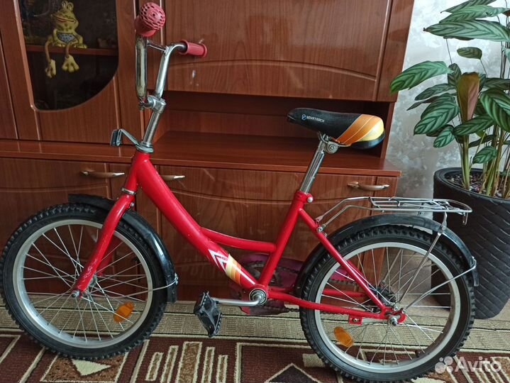 Велосипед б/у.Звонить после 17.00