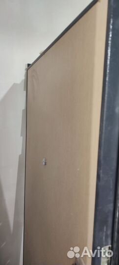 Дверь входная металлическая