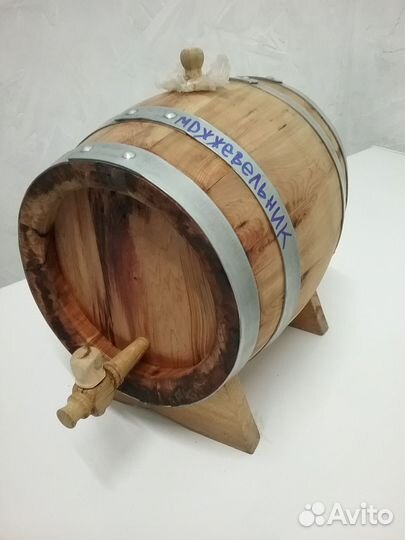 Бочка деревянная