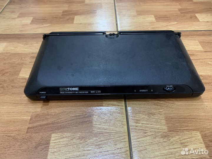 Безпроводной микрофон