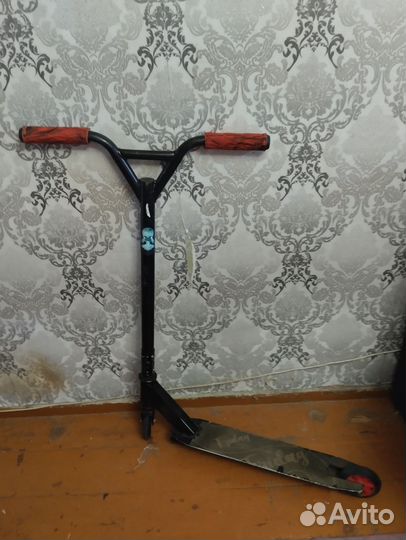 Трюковой самокат