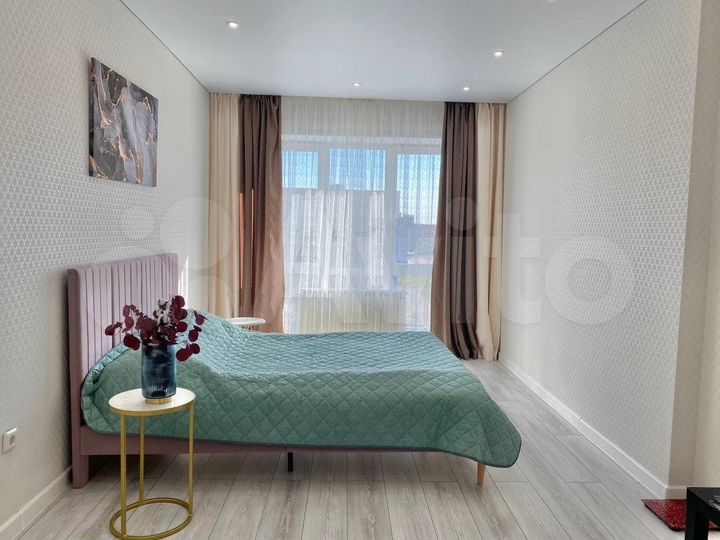 2-к. квартира, 65 м², 5/25 эт.