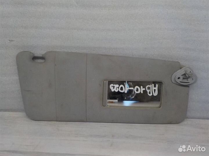 Козырек солнцезащитный (внутри) Toyota Corolla (E