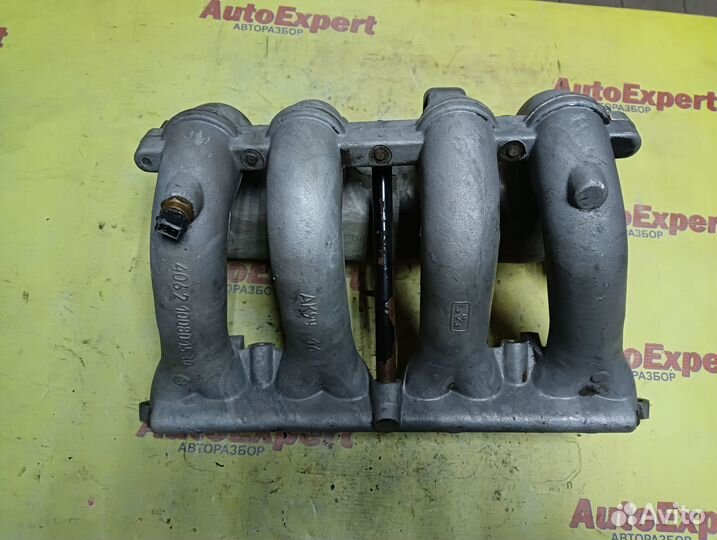 Коллектор впускной змз 406