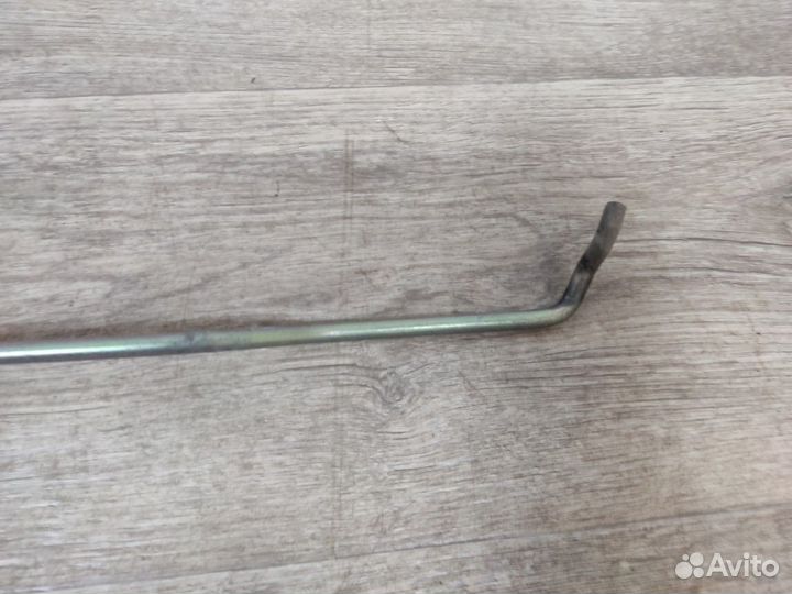 Держатель (упор) капота 2115