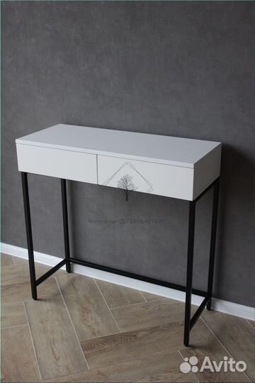 Туалетный стол